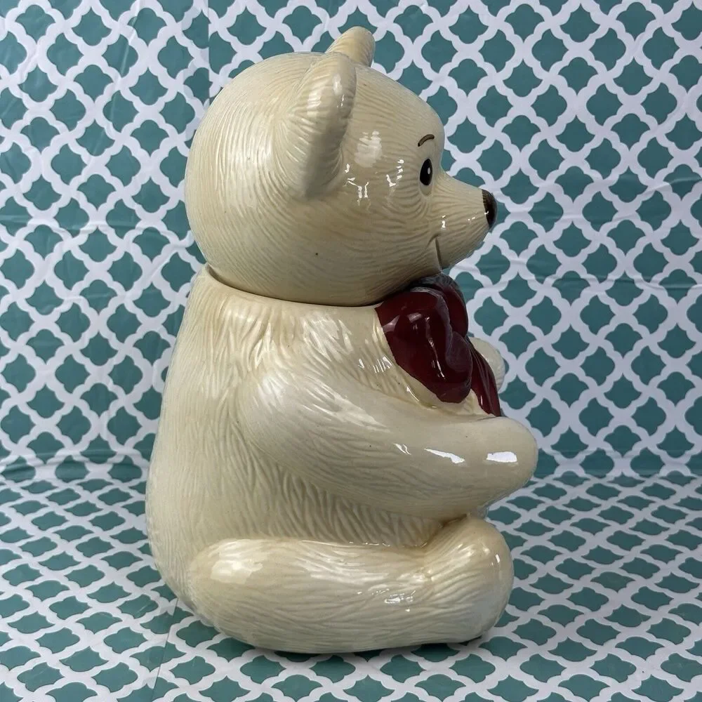Vintage Metlox Pottery USA Teddy Bear with Ribbon /‎ Bow Cookie Jar